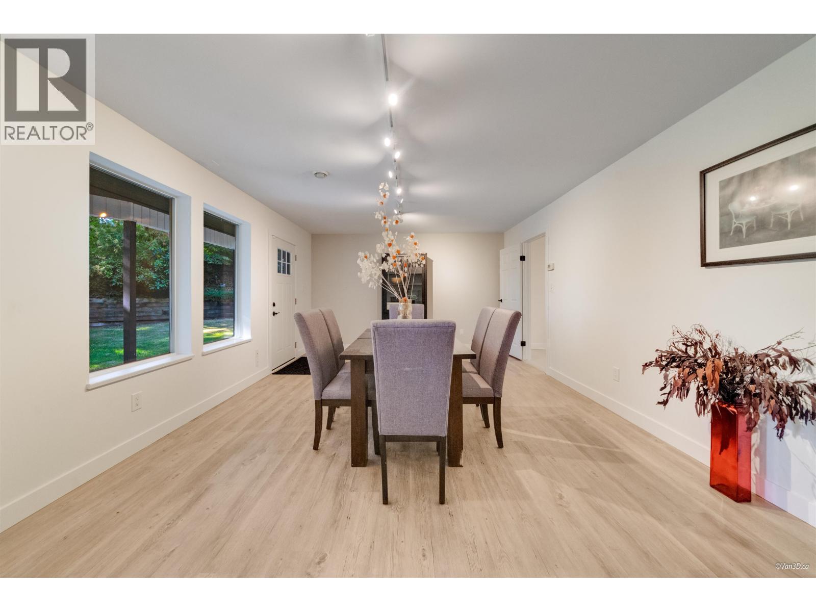 8515 ANSELL PLACE, West Vancouver