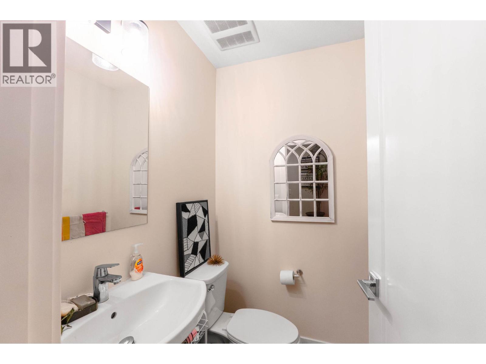 126 4025 Gellatly Road South, West Kelowna