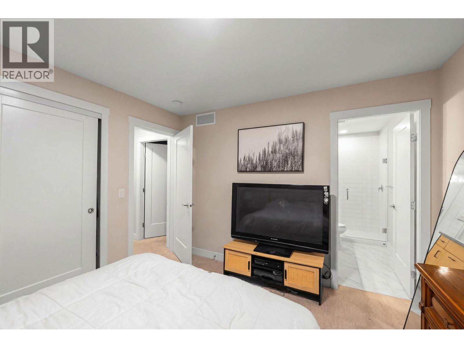 126 4025 Gellatly Road South, West Kelowna