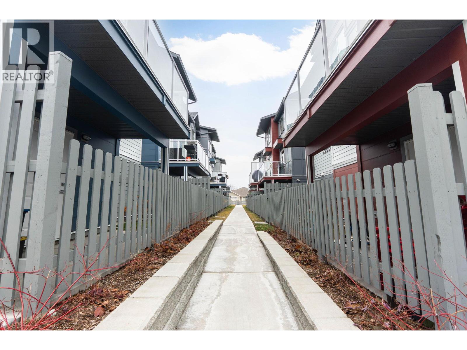 126 4025 Gellatly Road South, West Kelowna