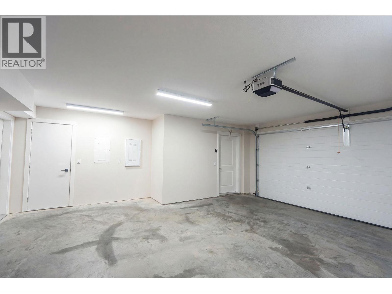 126 4025 Gellatly Road South, West Kelowna