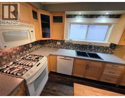 Laundry room - 363 Rossland Avenue, Trail, BC V1R3M9 Photo 8