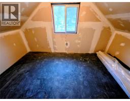 363 Rossland Avenue, Trail, BC V1R3M9 Photo 16