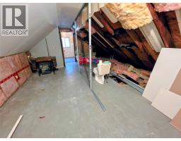 363 Rossland Avenue, Trail, BC V1R3M9 Photo 17