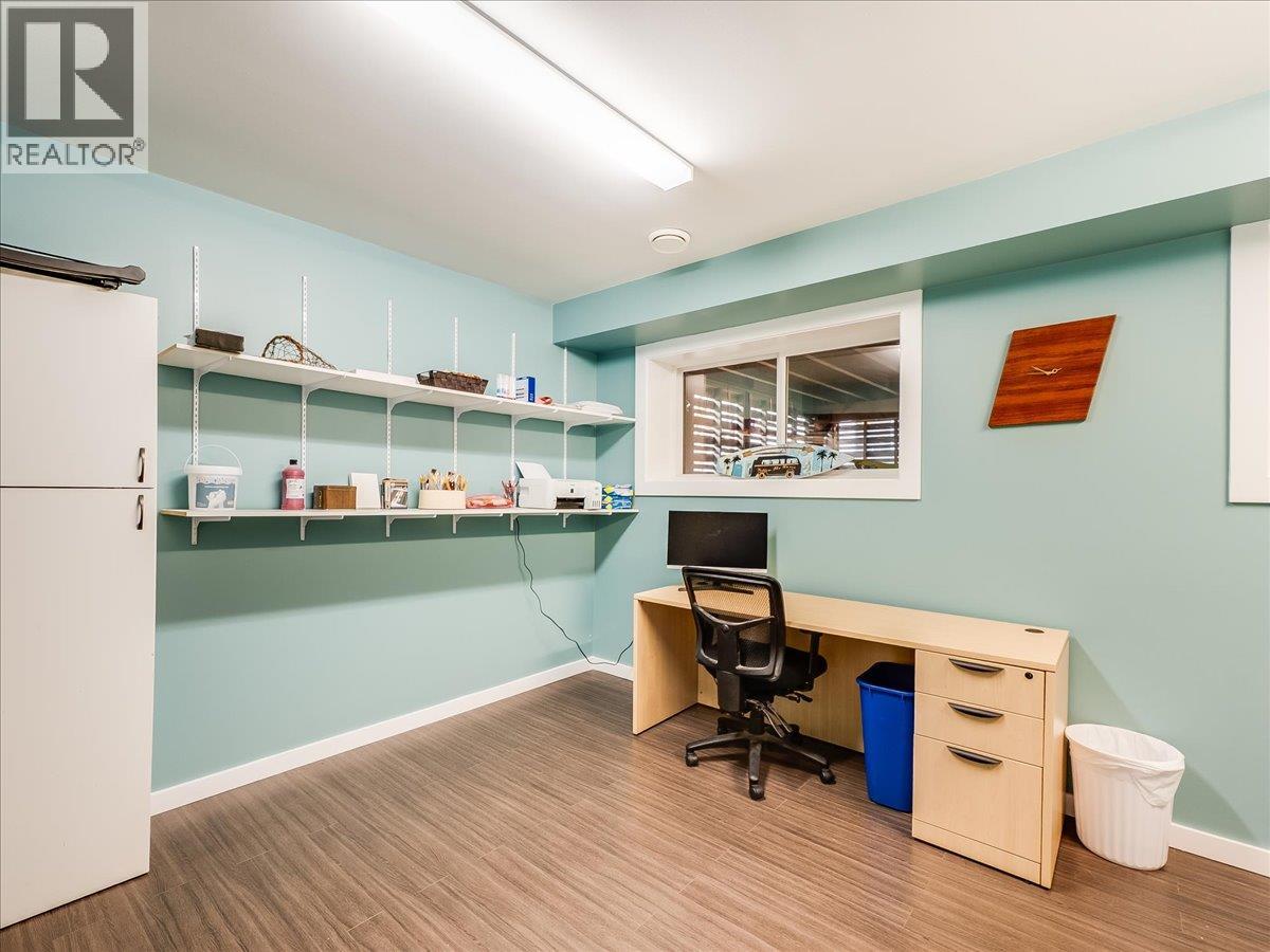 8480 Highway 22A, Trail