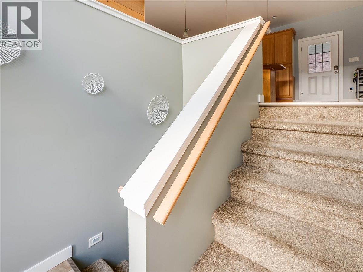 8480 Highway 22A, Trail