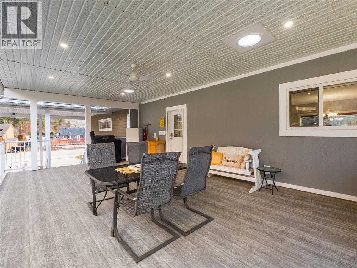 8480 Highway 22A, Trail