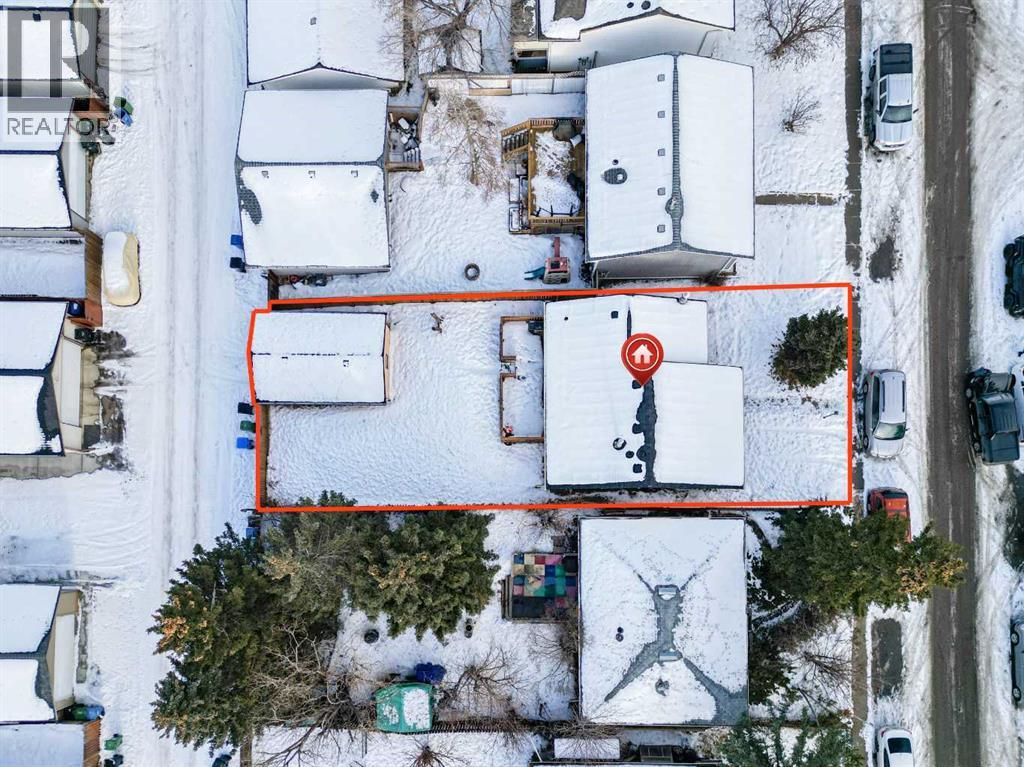 Single Family House Bungalow for Sale in  Falton Way NE Falconridge Calgary 