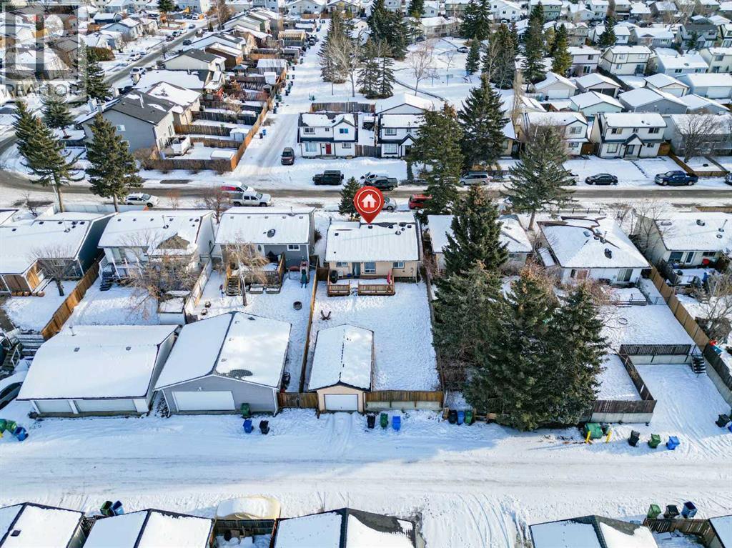 Single Family House Bungalow for Sale in  Falton Way NE Falconridge Calgary 