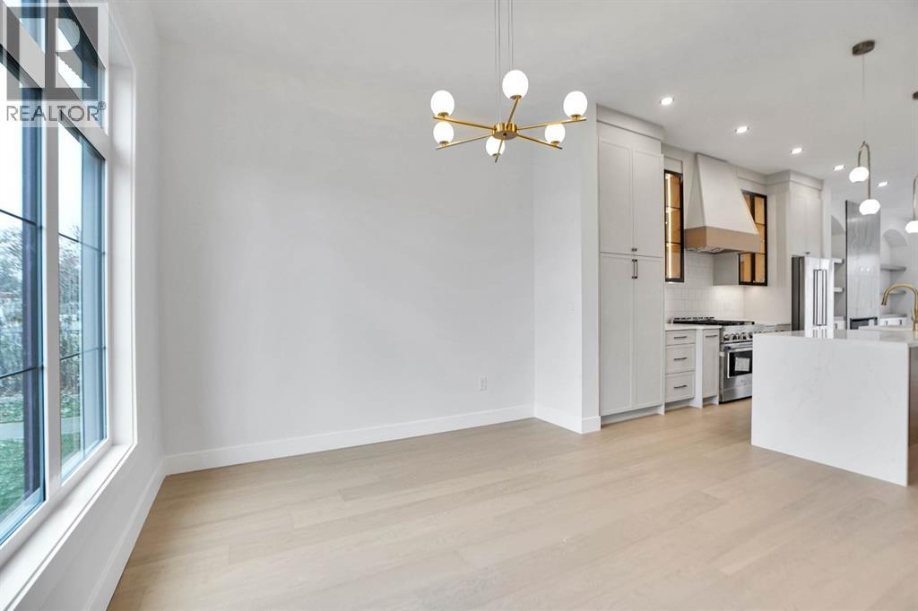 Single Family House for Sale in   Avenue NW Bowness Calgary 