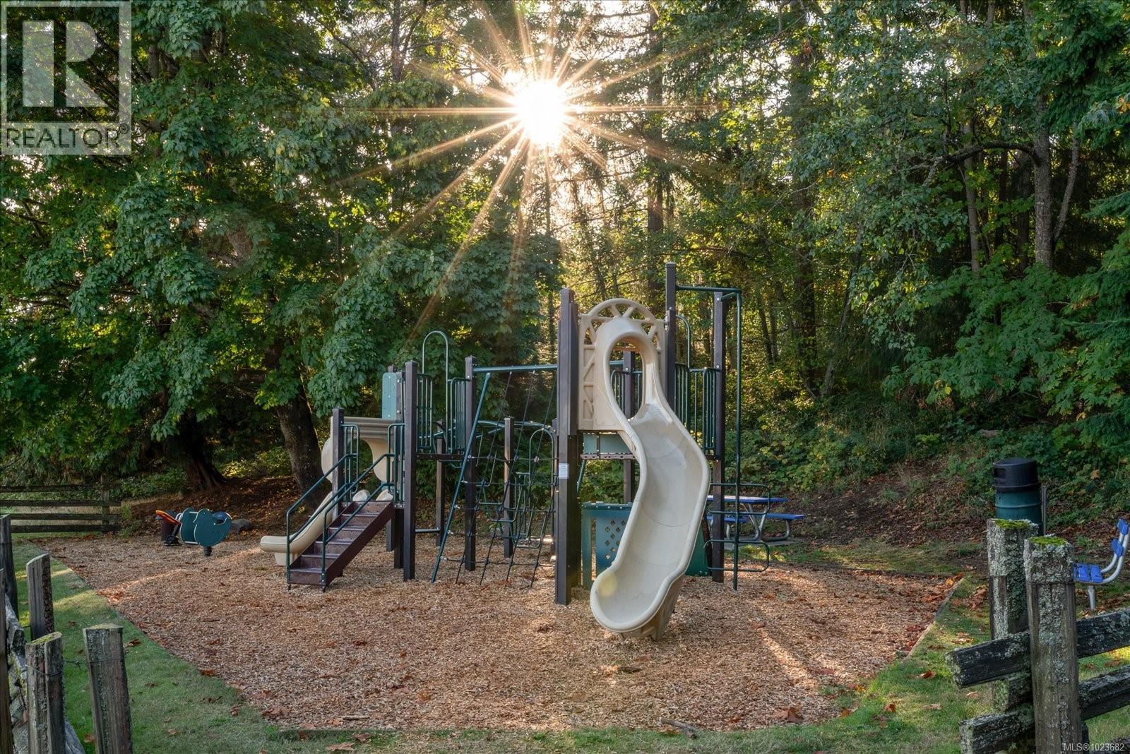 4425 GULFVIEW DR - 51