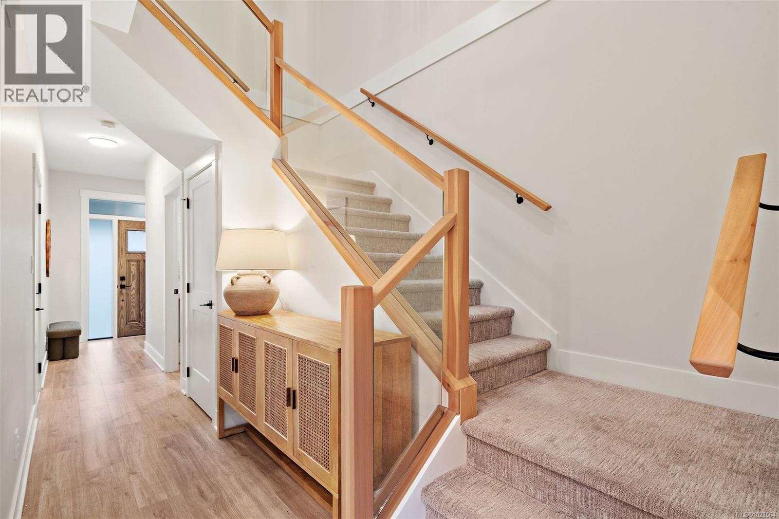  1109 Moonstone Loop, Langford