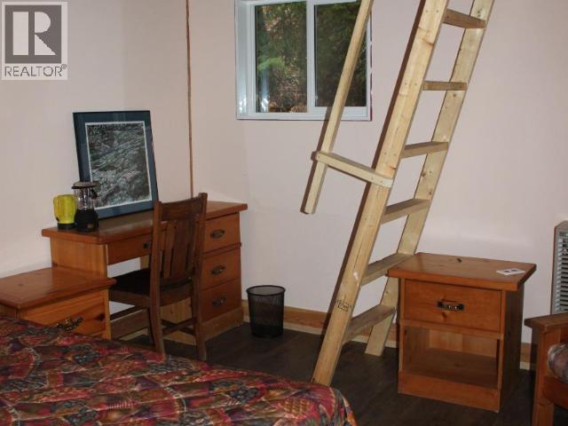 SPECIALTY CLEARWATER VALLEY ROAD - 32