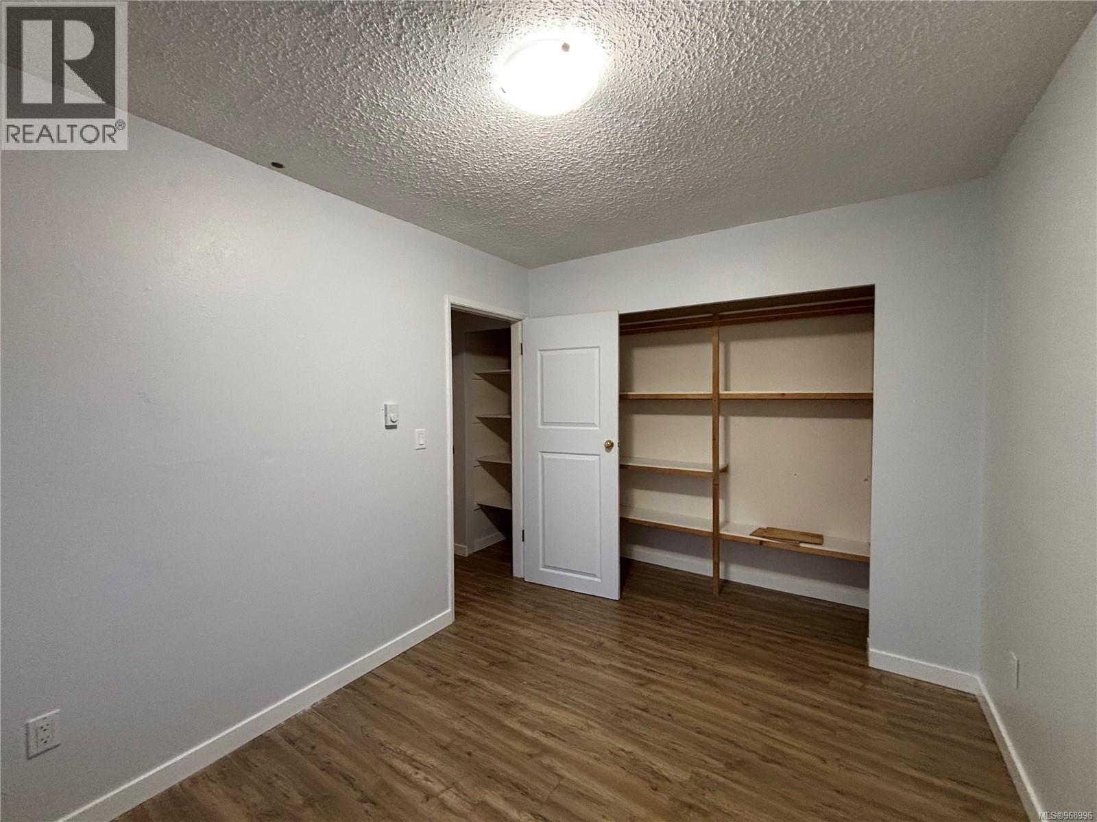 34 500 Muchalat Pl, Gold River