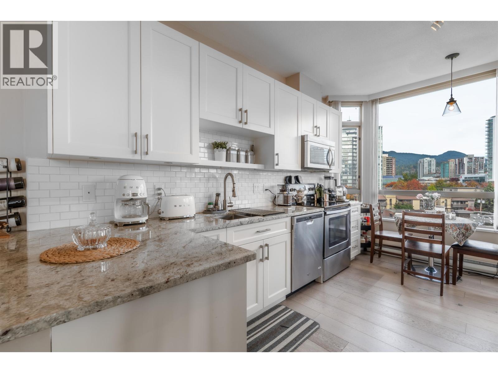 801 160 W KEITH ROAD, North Vancouver