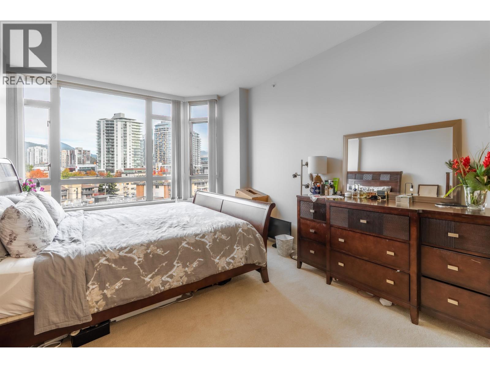 801 160 W KEITH ROAD, North Vancouver