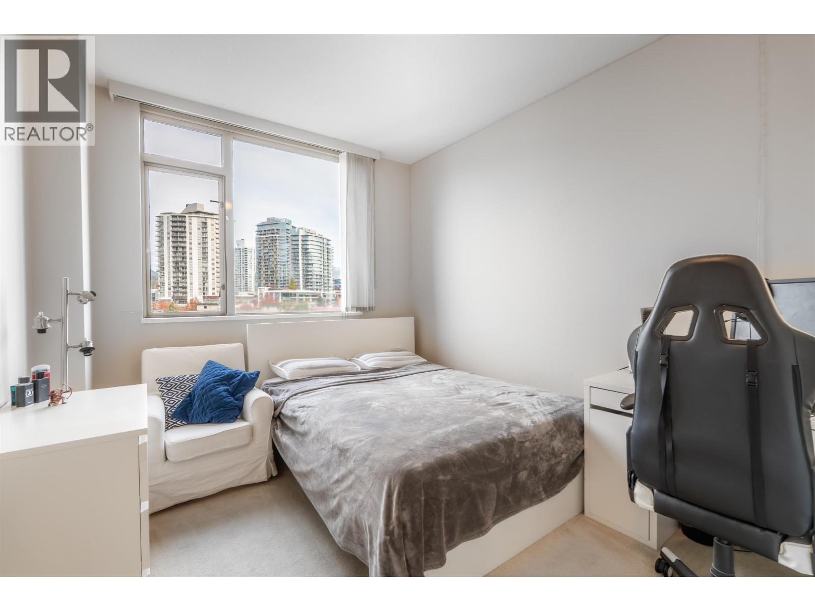 801 160 W KEITH ROAD, North Vancouver
