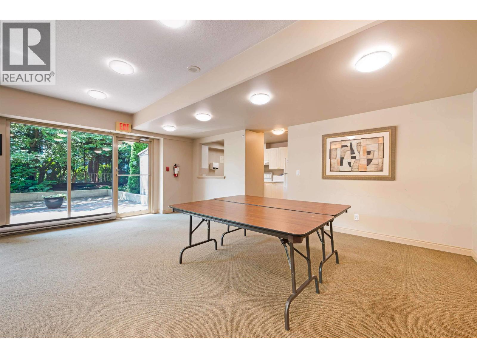 801 160 W KEITH ROAD, North Vancouver