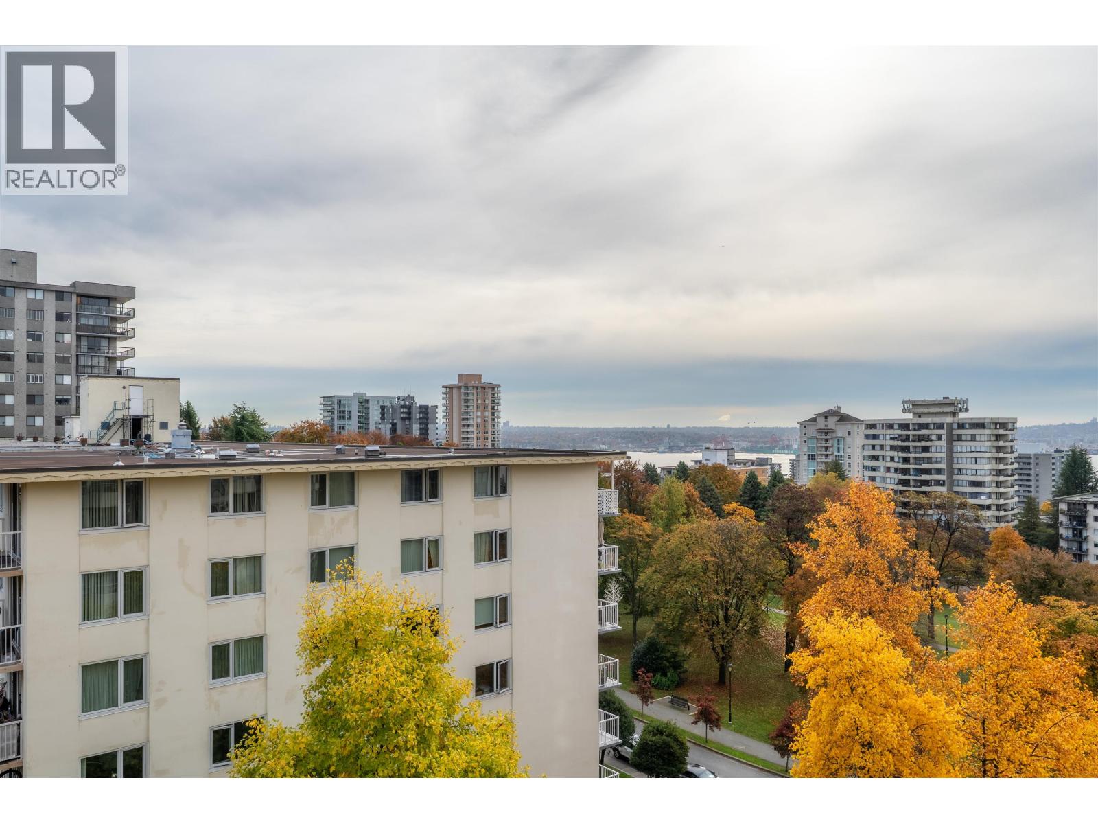 801 160 W KEITH ROAD, North Vancouver