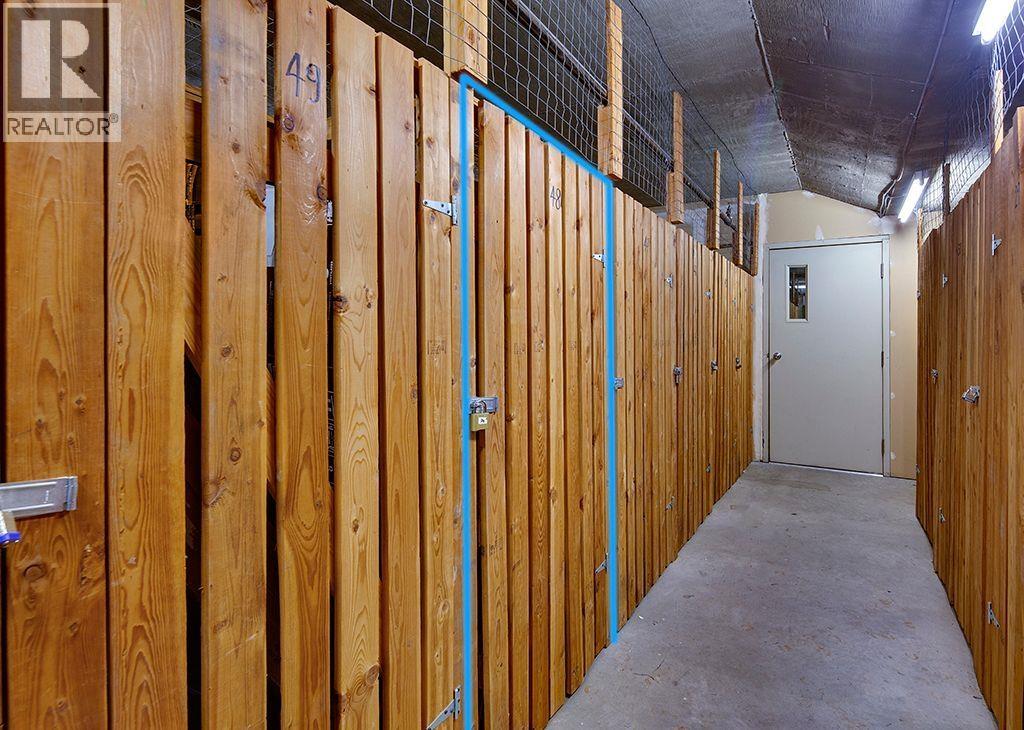 411 108 W ESPLANADE AVENUE, North Vancouver