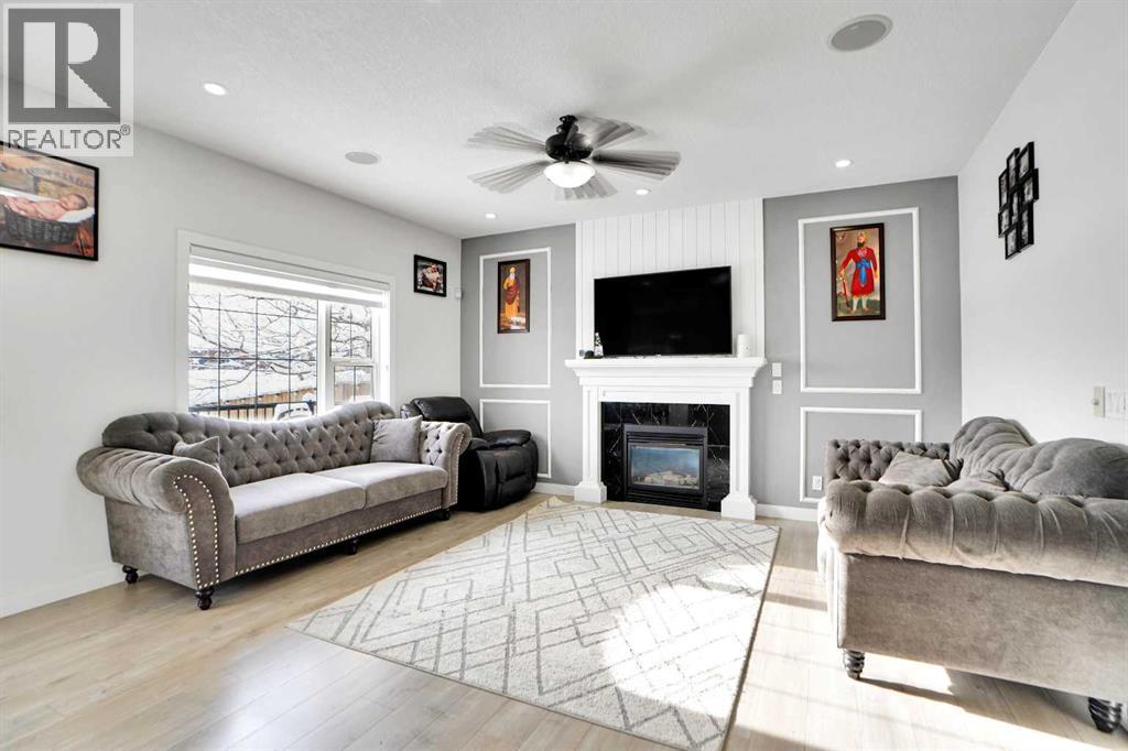 Single Family House for Sale in  Saddlebrook Circle NE Saddle Ridge Calgary 