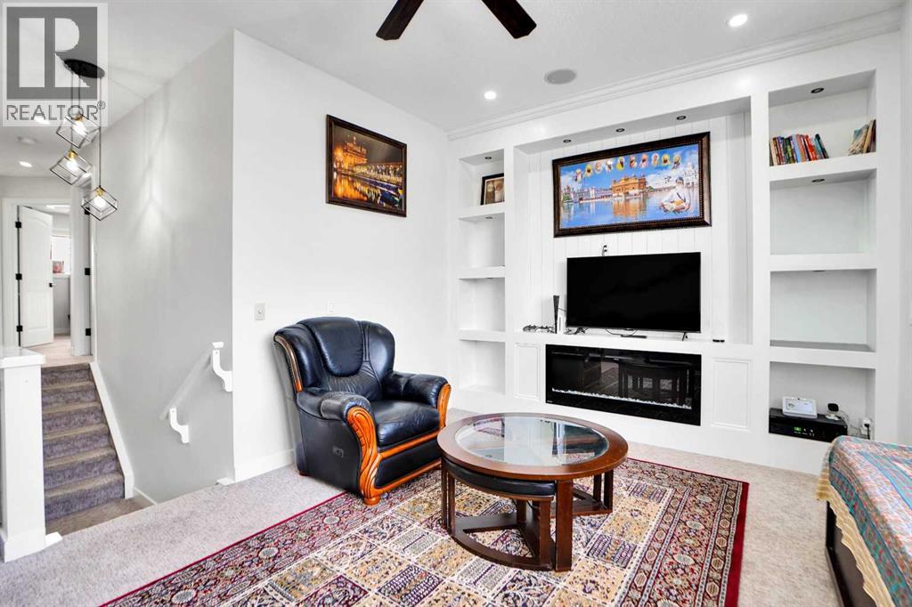 Single Family House for Sale in  Saddlebrook Circle NE Saddle Ridge Calgary 