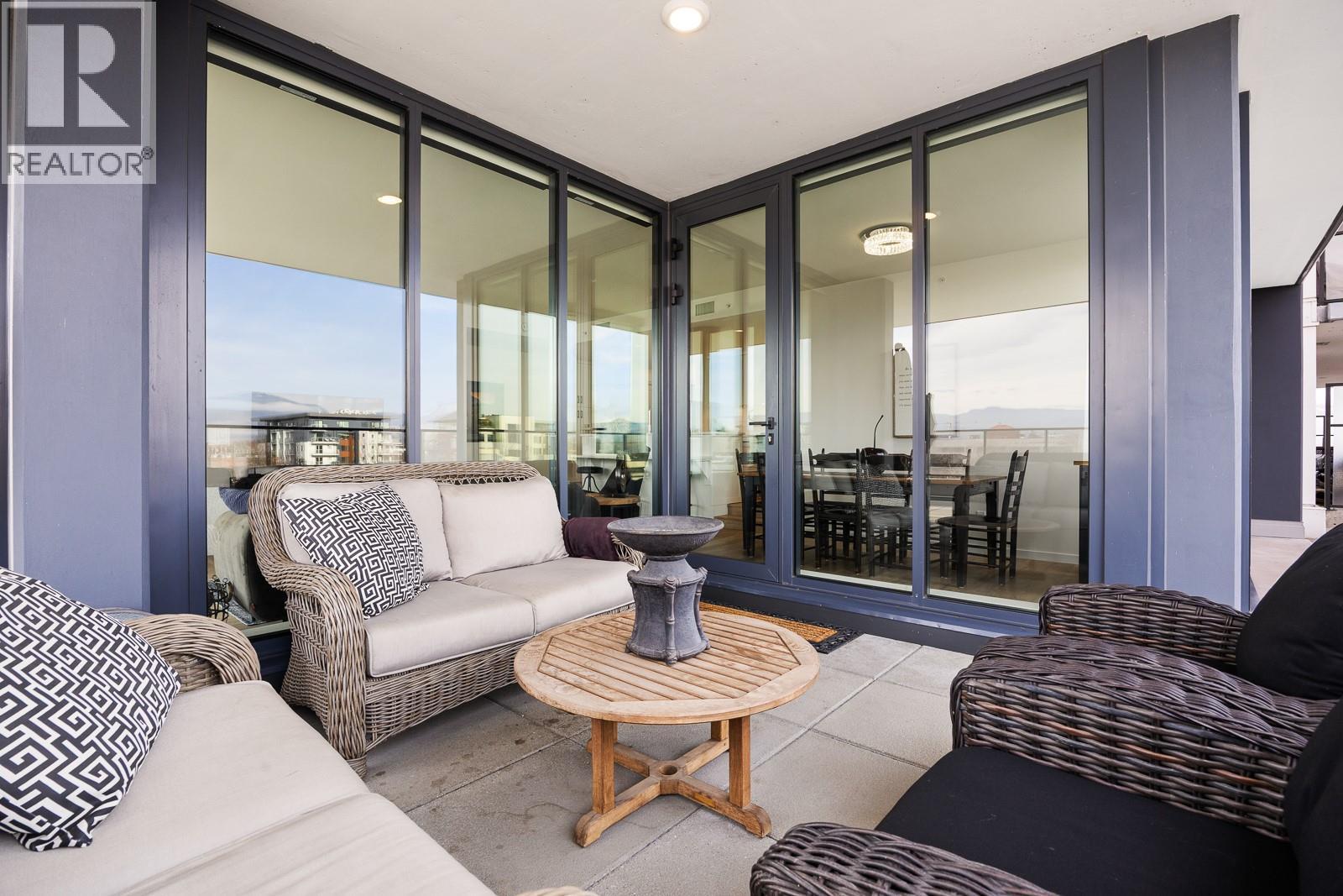 301 485 Groves Avenue, Kelowna