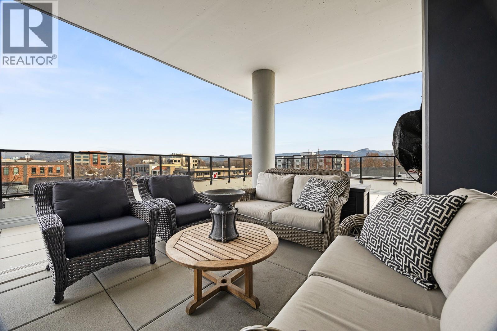 301 485 Groves Avenue, Kelowna