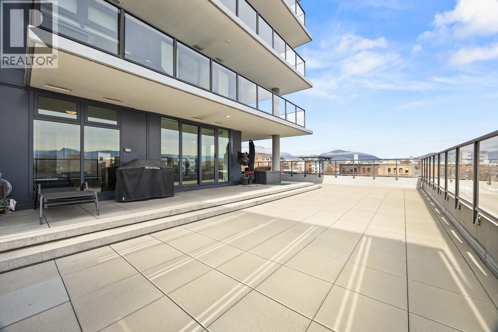 301 485 Groves Avenue, Kelowna