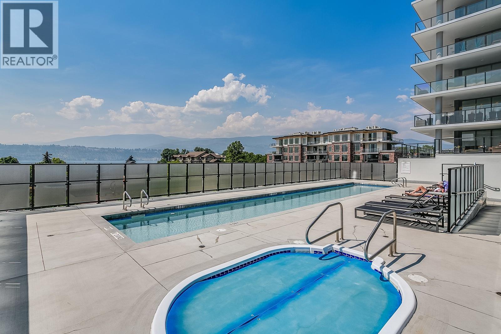 301 485 Groves Avenue, Kelowna