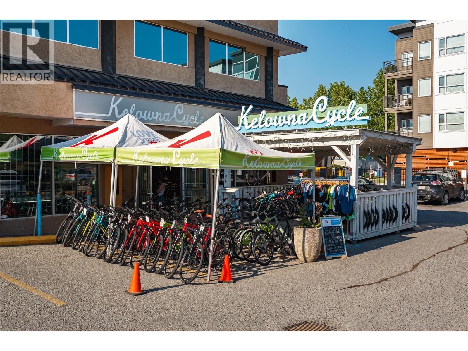 301 485 Groves Avenue, Kelowna