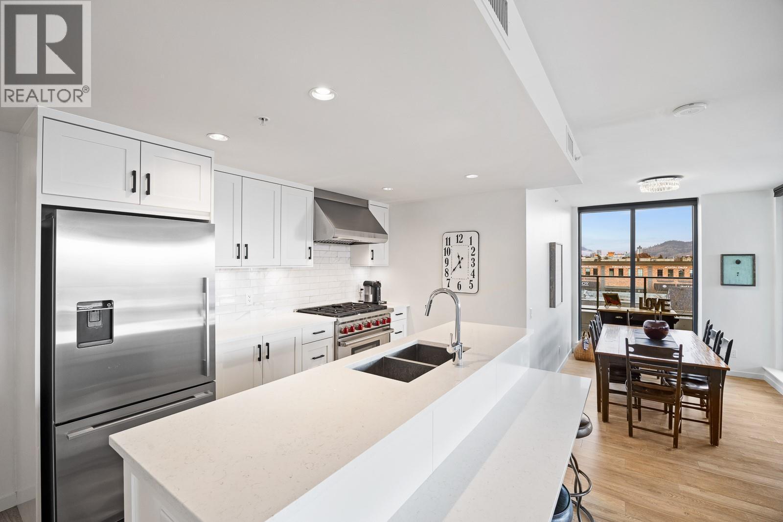 301 485 Groves Avenue, Kelowna