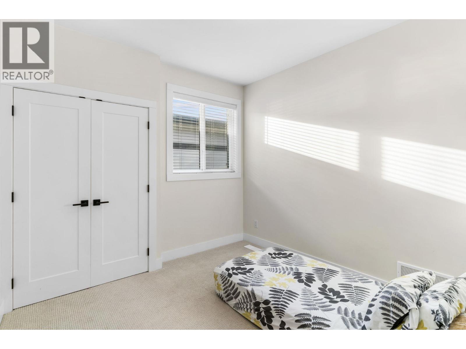  1943 Hemmerling Court, Kelowna