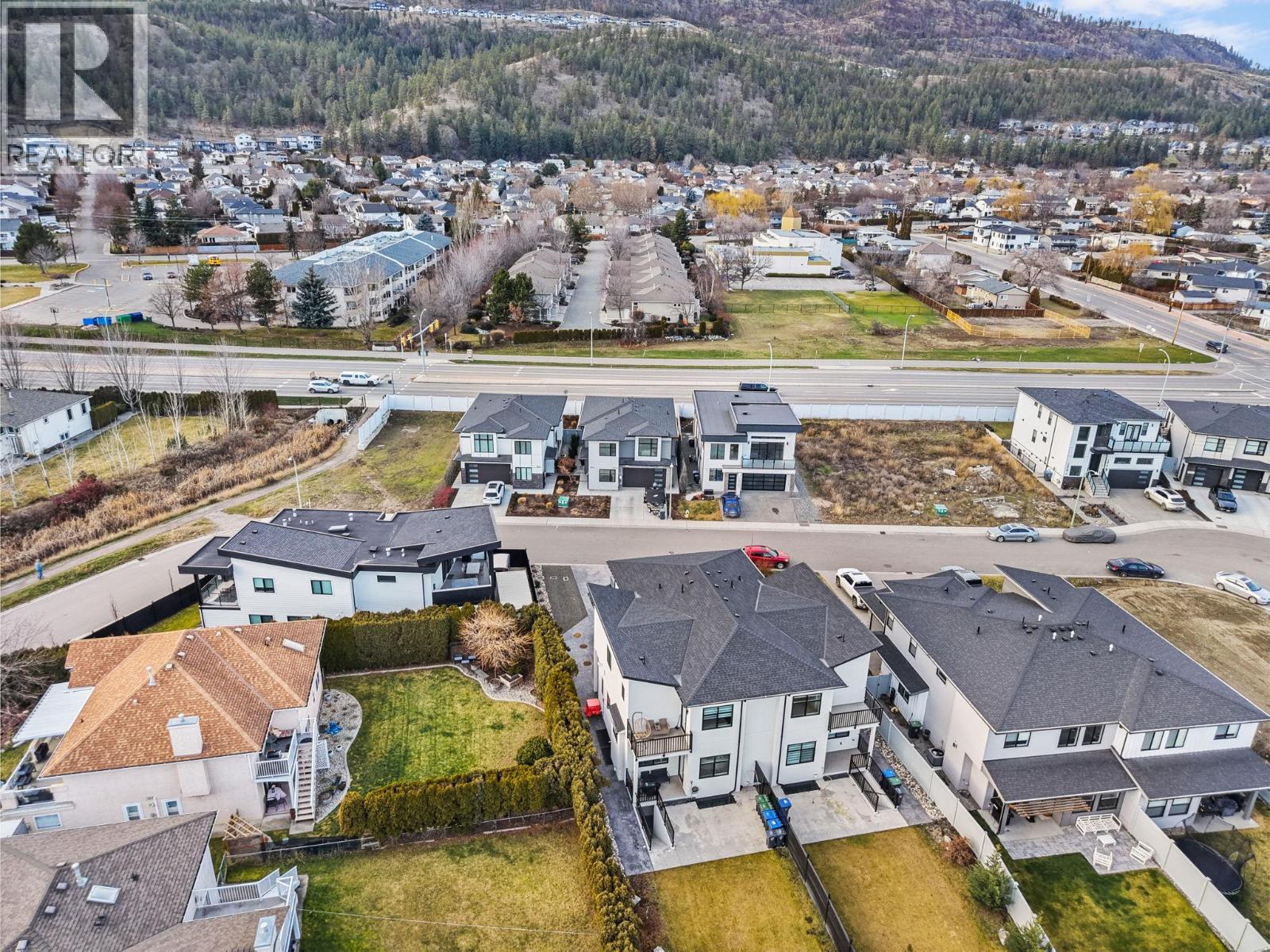  1943 Hemmerling Court, Kelowna