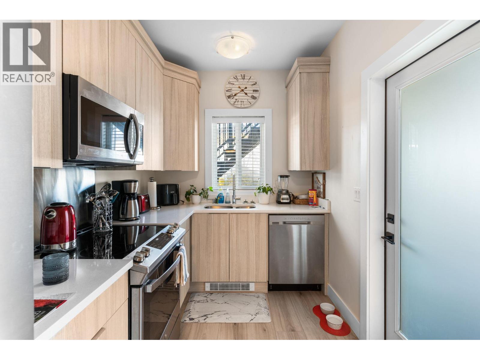  1943 Hemmerling Court, Kelowna