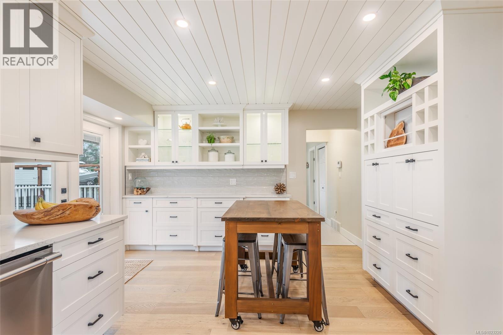 6126 Renton Rd, Port Alberni