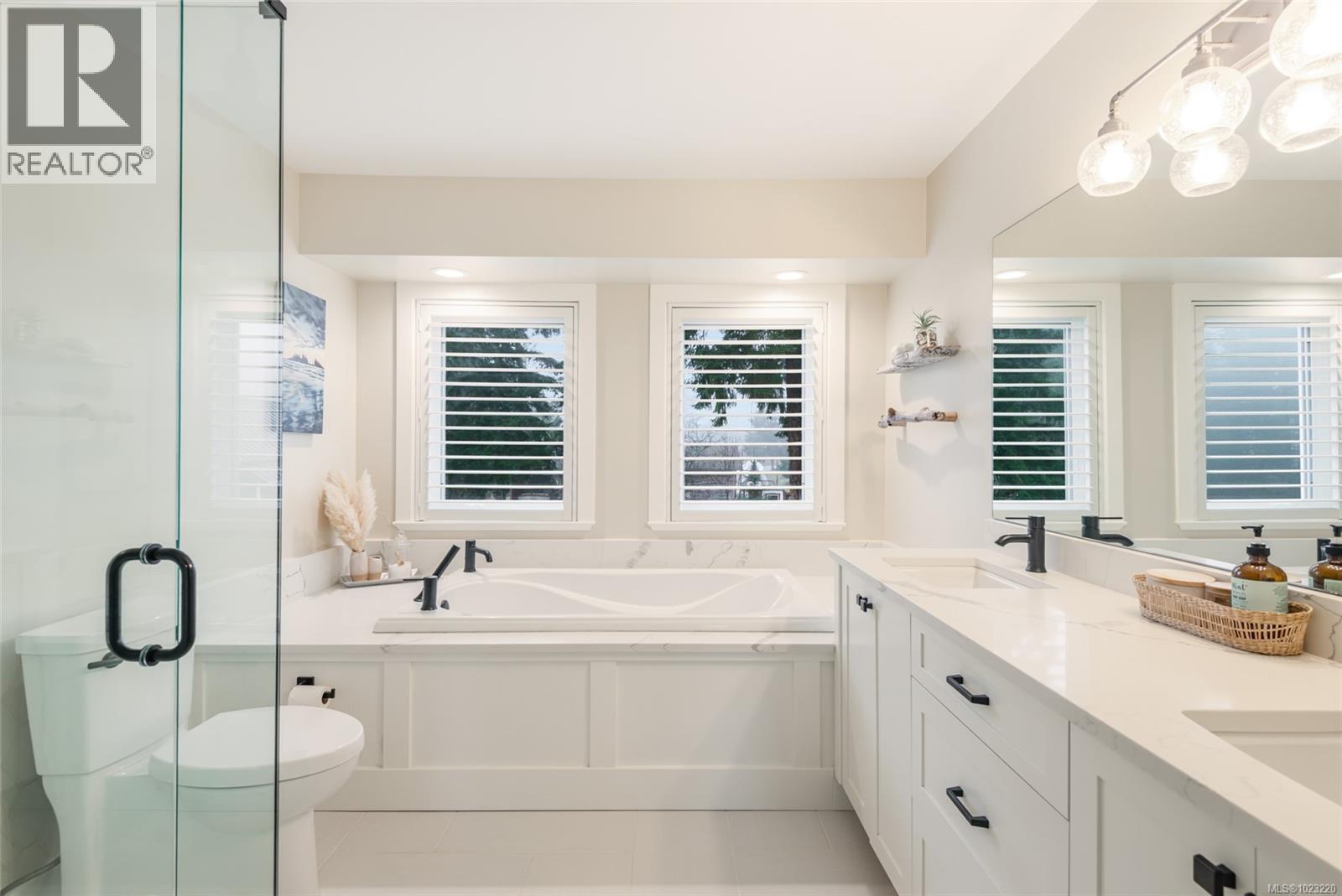 6126 Renton Rd, Port Alberni