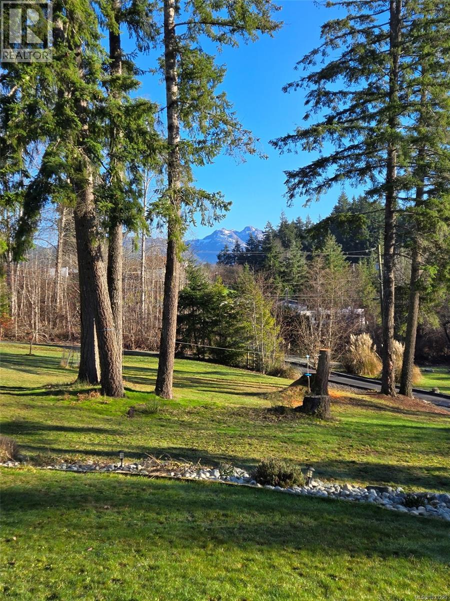 6126 Renton Rd, Port Alberni