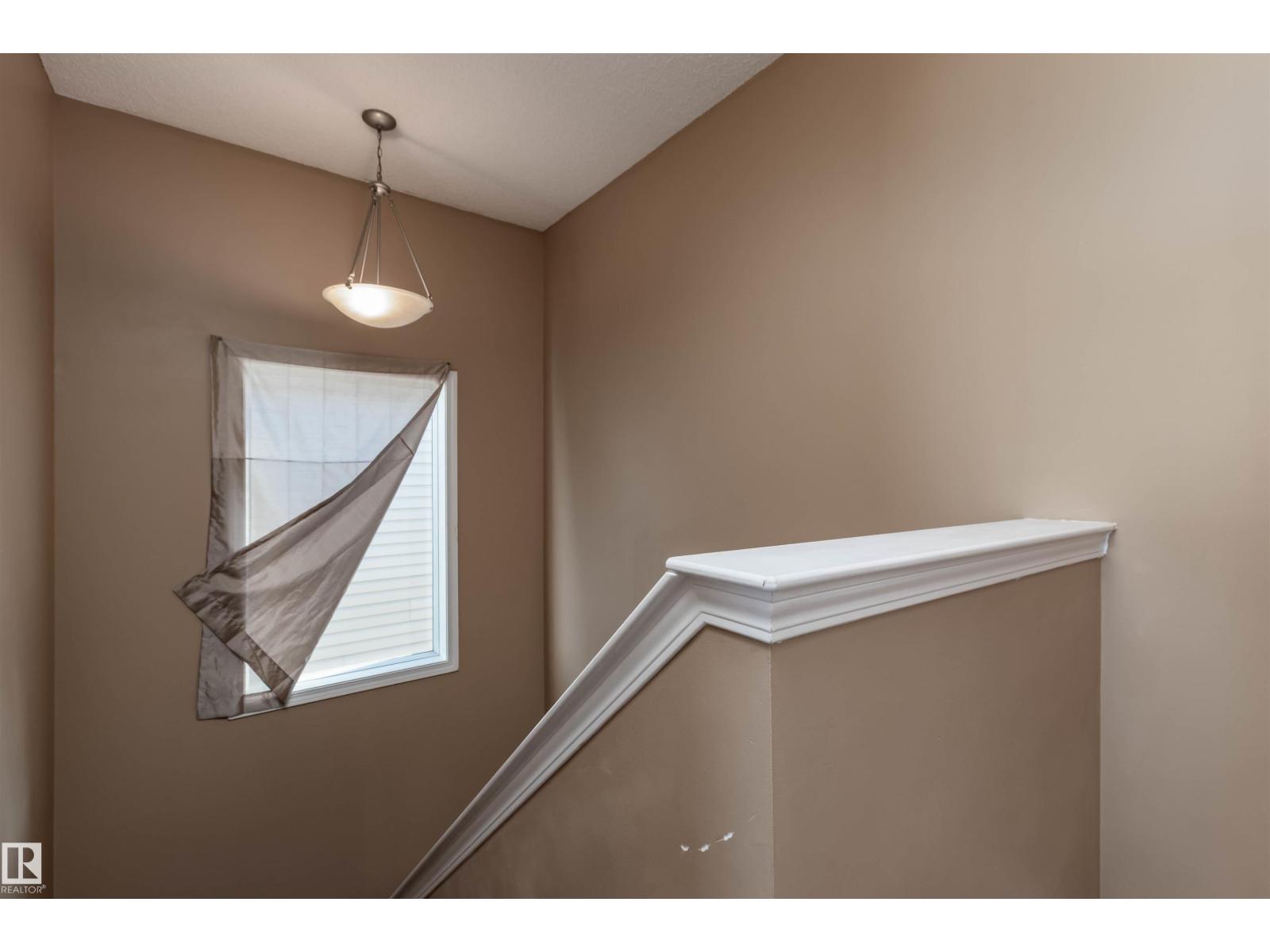 2314 29A AV NW, Edmonton