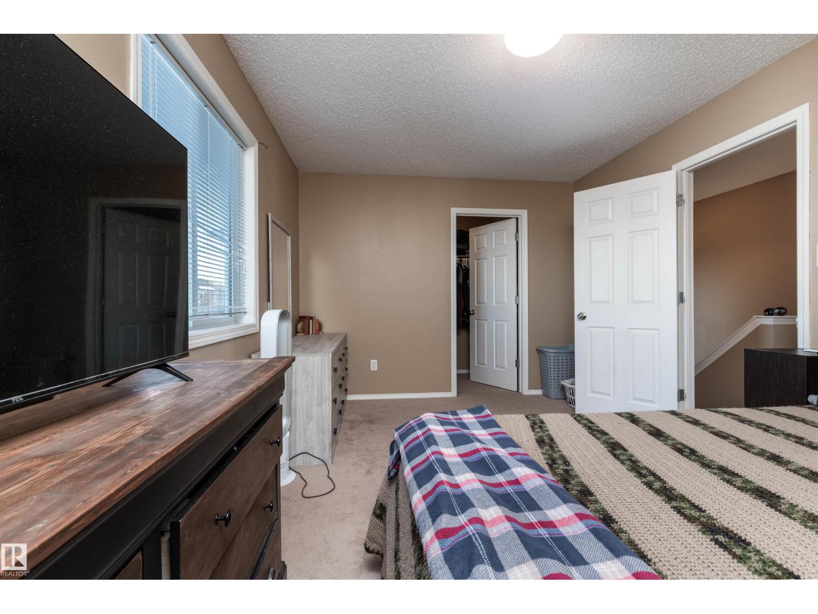 2314 29A AV NW, Edmonton