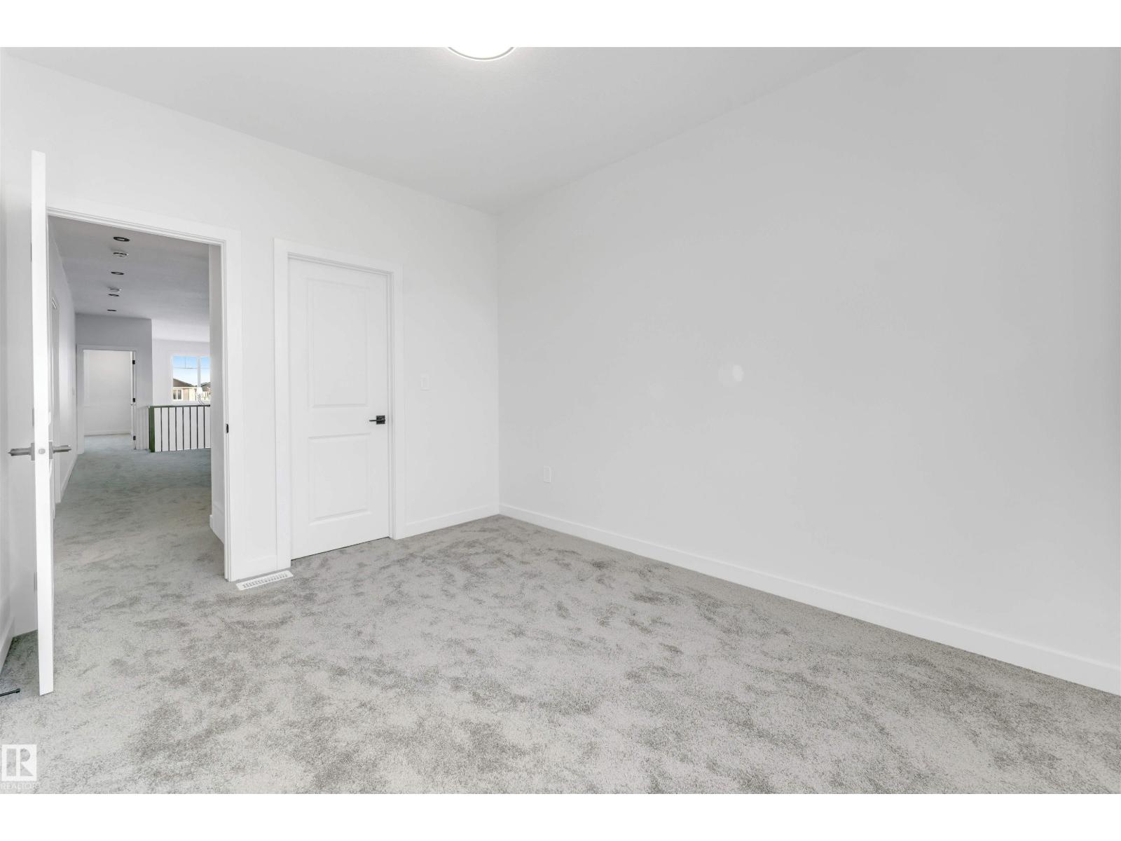 8 MEADOWGROVE LD, Spruce Grove