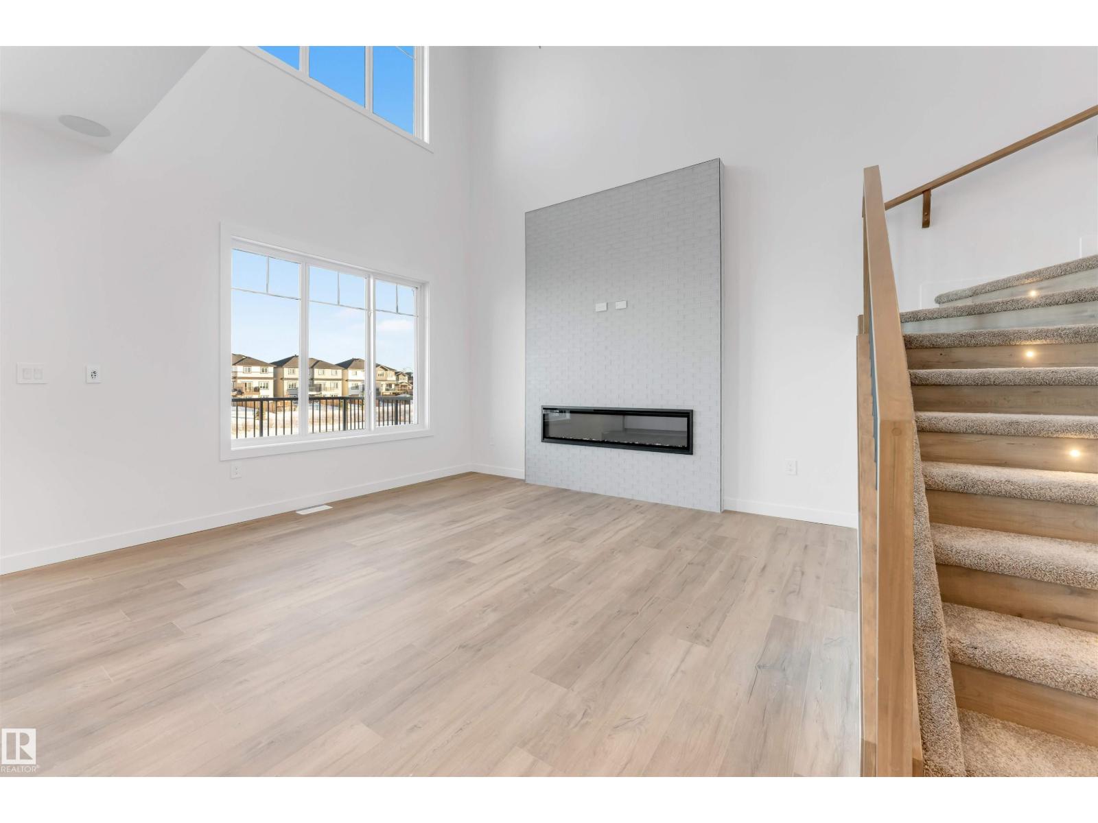 8 MEADOWGROVE LD, Spruce Grove