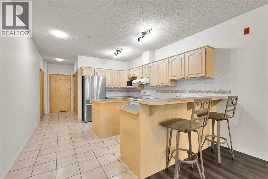 Single Family House for Sale in    Avenue NW Crescent Heights Calgary 