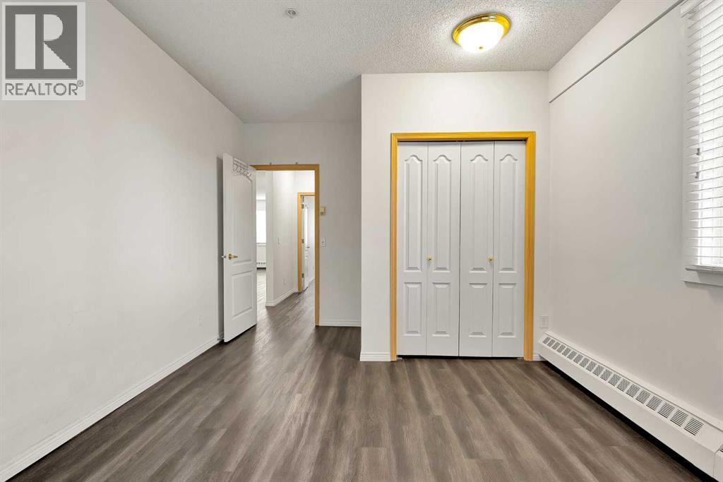 Single Family House for Sale in    Avenue NW Crescent Heights Calgary 