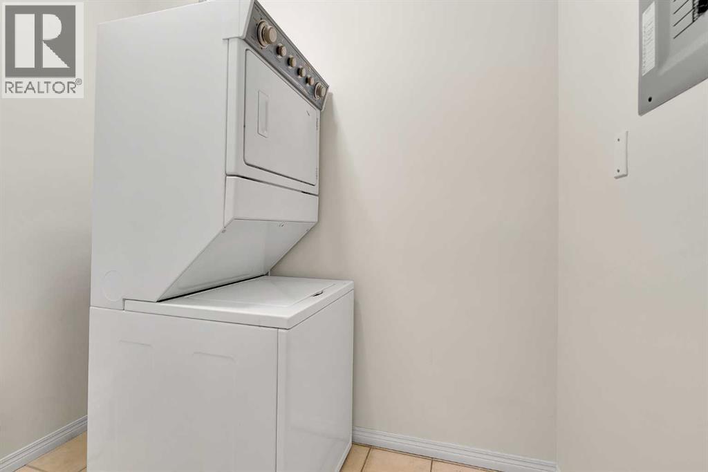 Single Family House for Sale in    Avenue NW Crescent Heights Calgary 