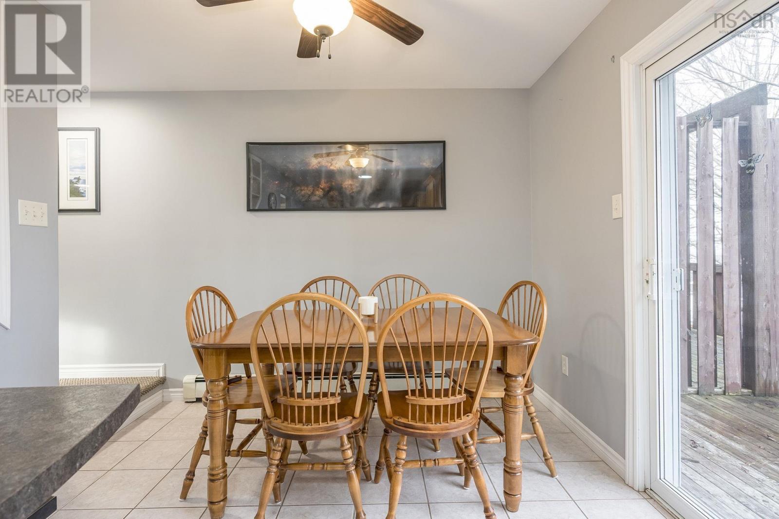 Property 22 of 38 of 52 Madeira Crescent