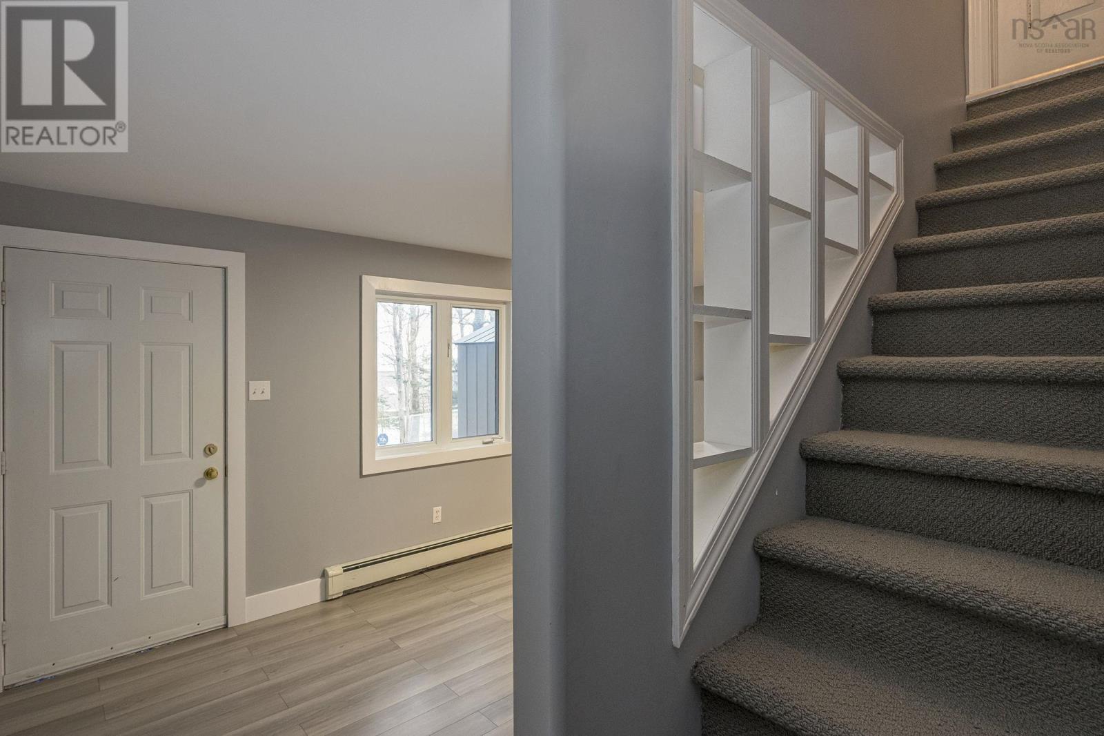 Property 26 of 38 of 52 Madeira Crescent