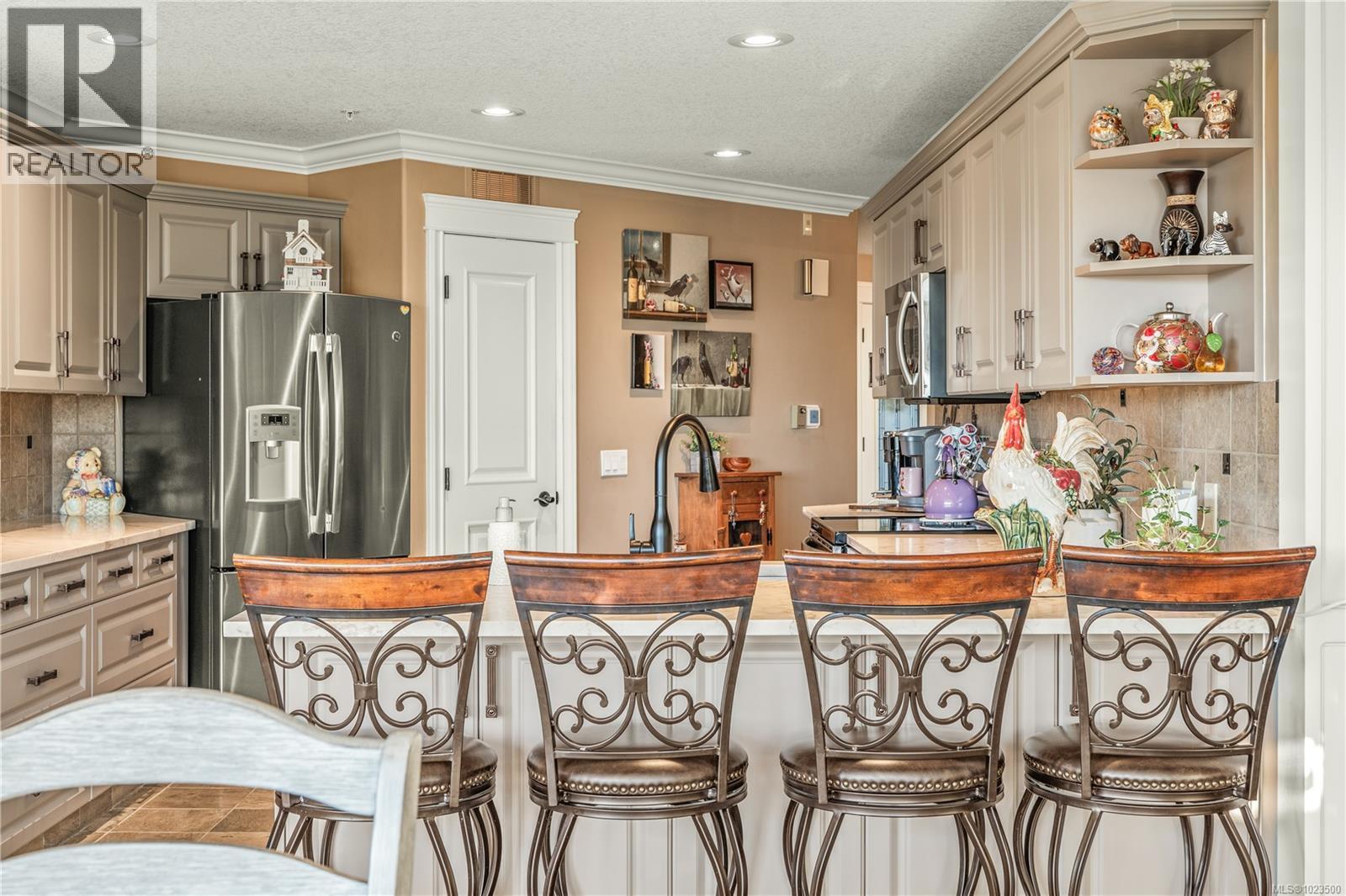 3371 Edgewood Dr, Nanaimo