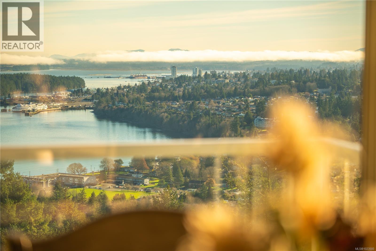 3371 Edgewood Dr, Nanaimo