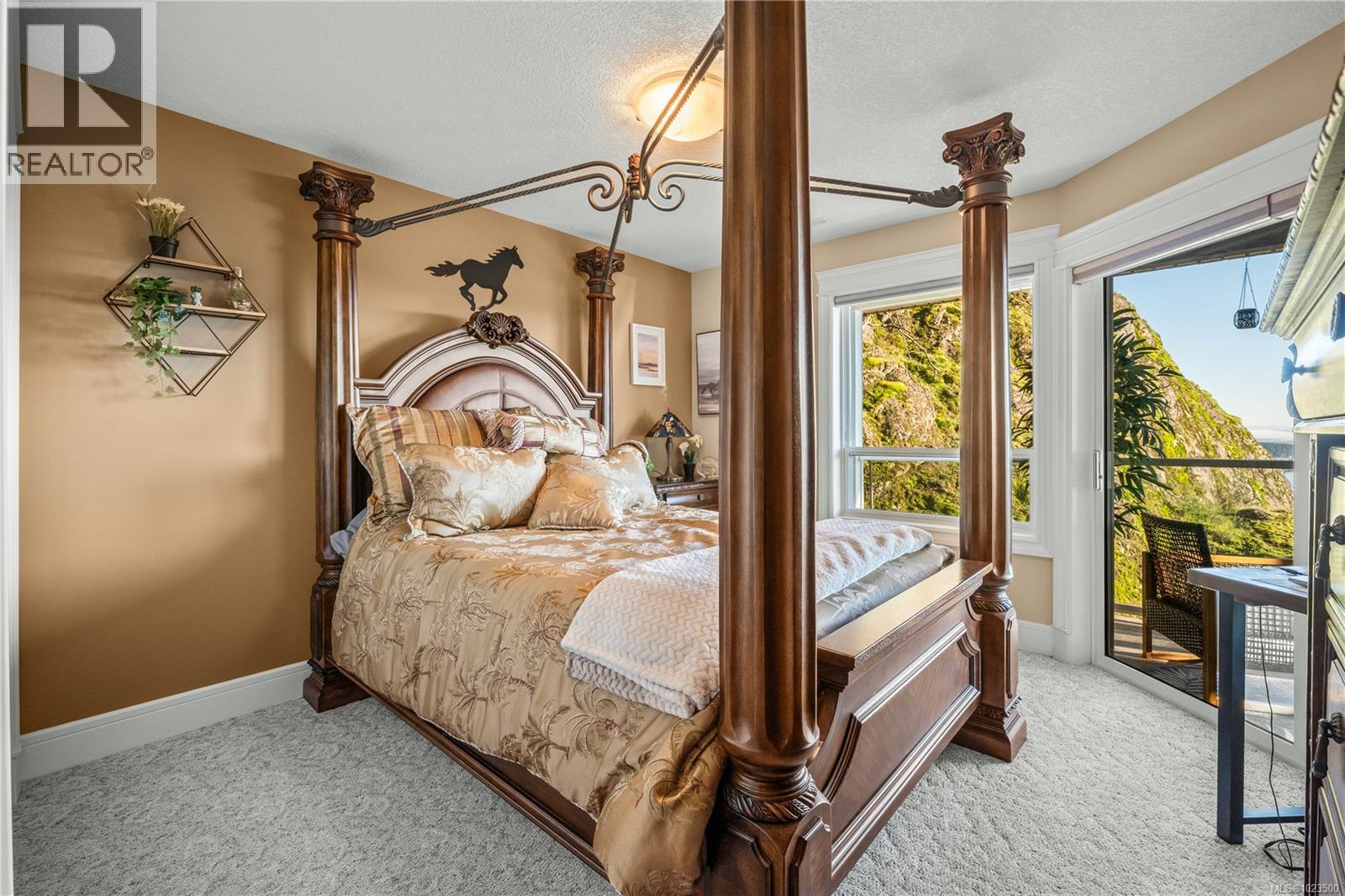 3371 Edgewood Dr, Nanaimo